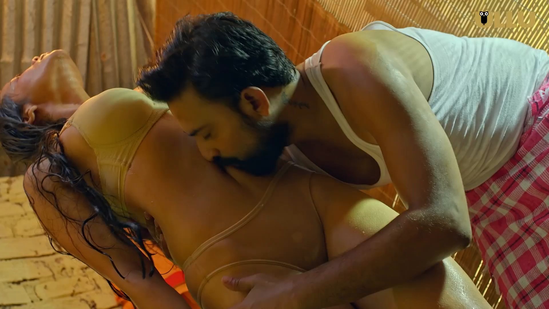 Tohfa 2023 Part 1 Ullu Hindi Porn Web Series